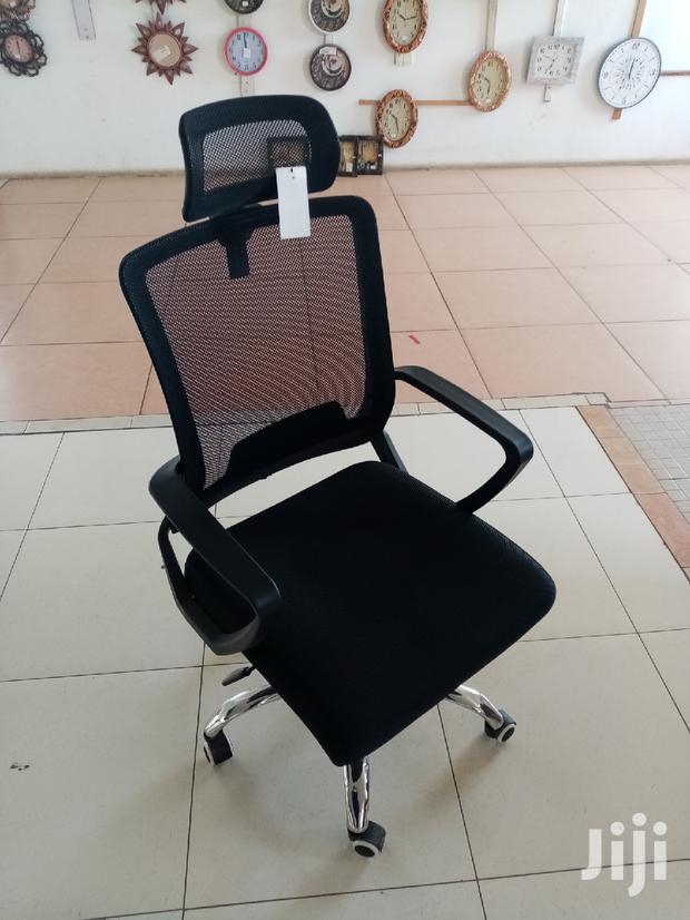 Elegant Headrest Office Chair