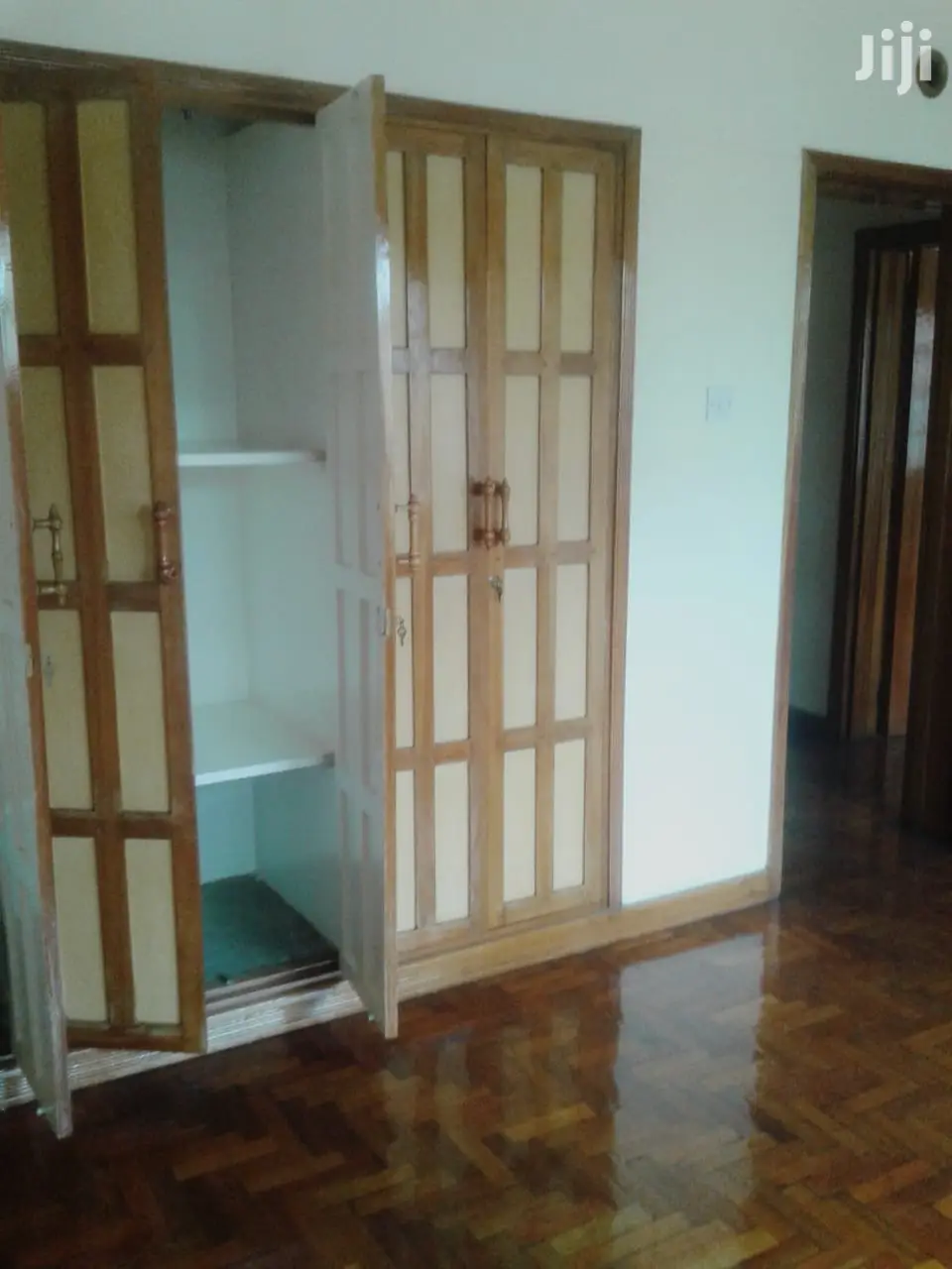 Yaya Centre 2 Bedroom Flat for Rent