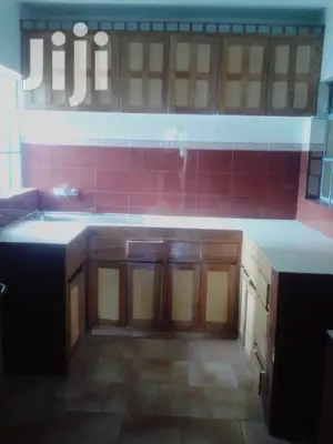 Yaya Centre 2 Bedroom Flat for Rent