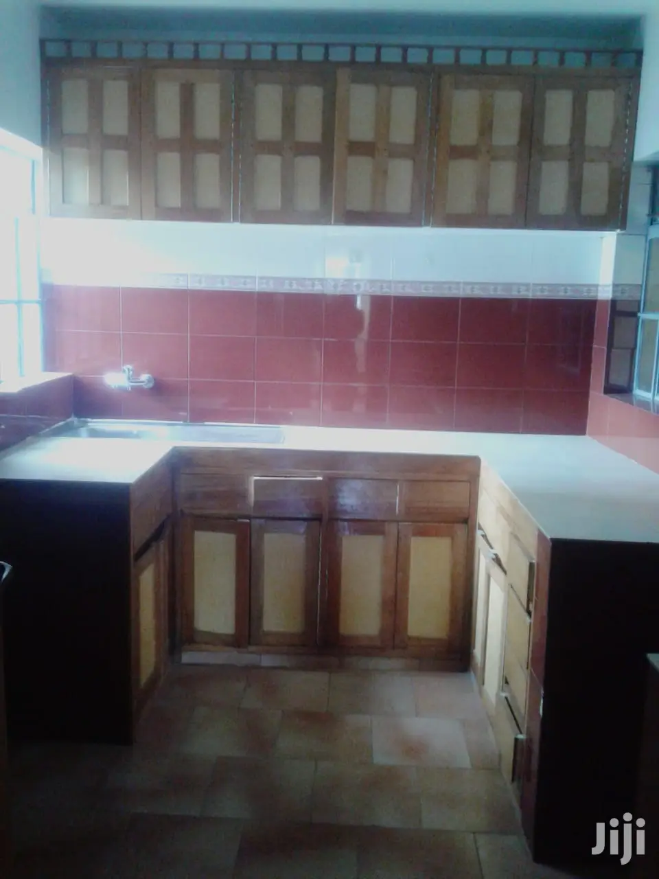 Yaya Centre 2 Bedroom Flat for Rent