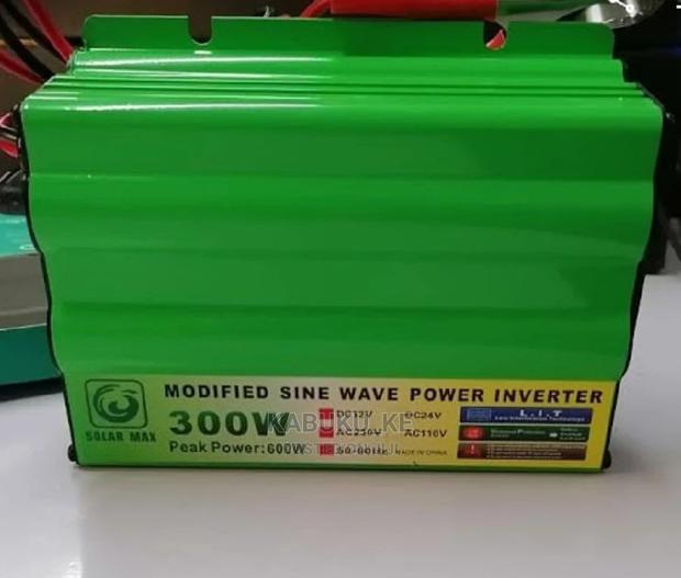 300 Watts Solar Max Power Inverter.