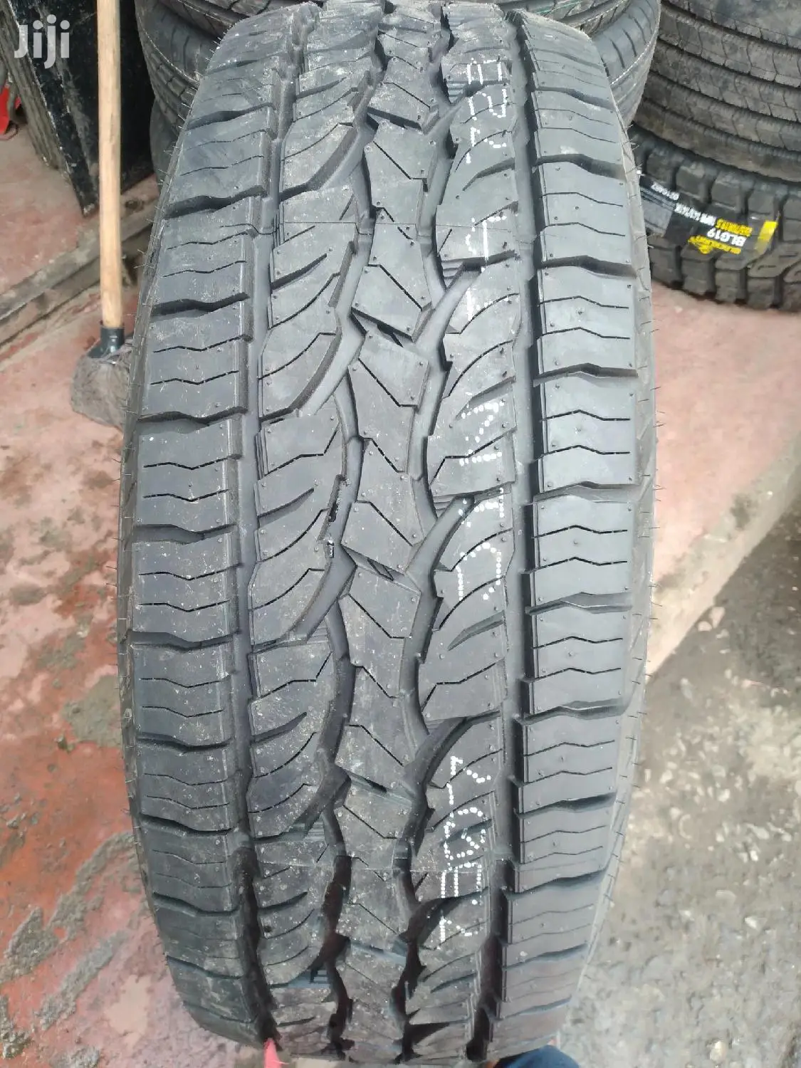 Original Dunlop Tires Size Made in Japan Sizes 265/65r17 A/T