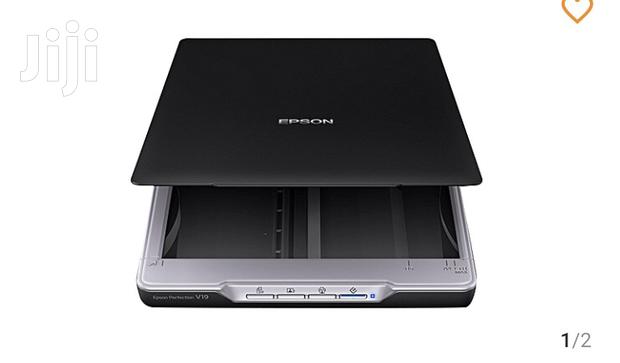 Epson V19 Color Photo Document Scanner - thumbnail 3