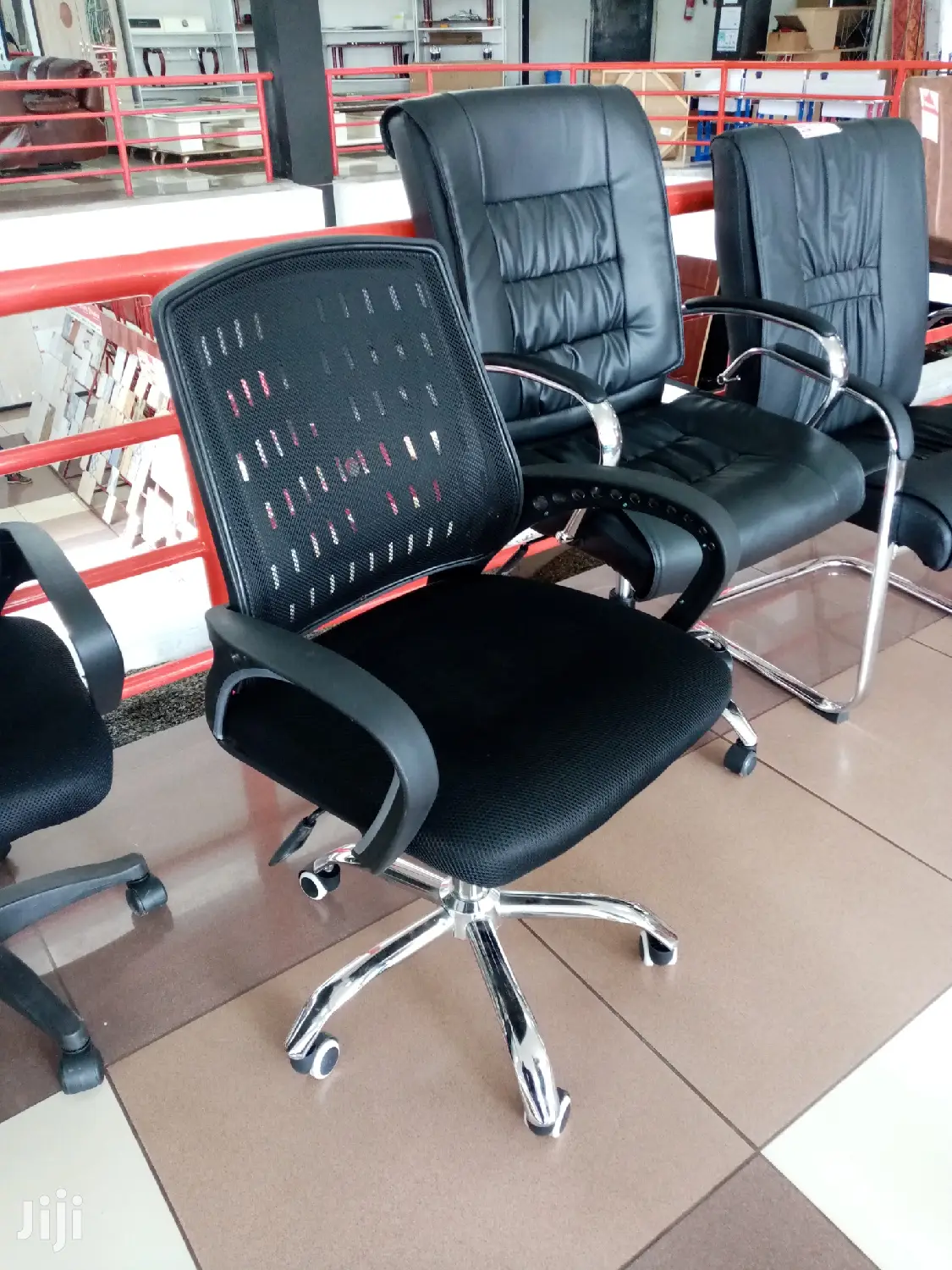 Shovel Office Chair