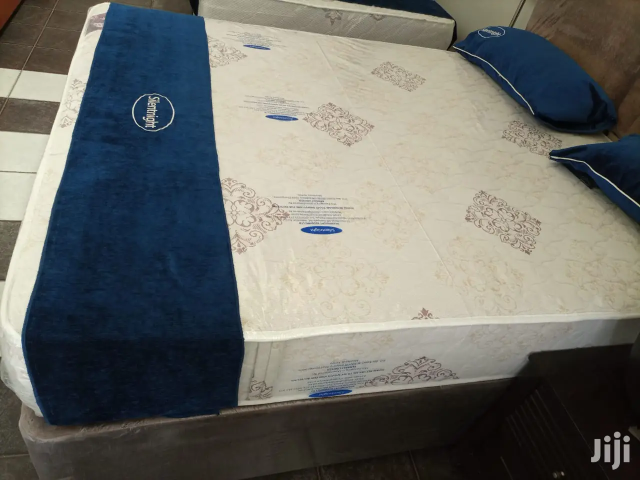 Silentnight Brand Spring Mattress(5by6)