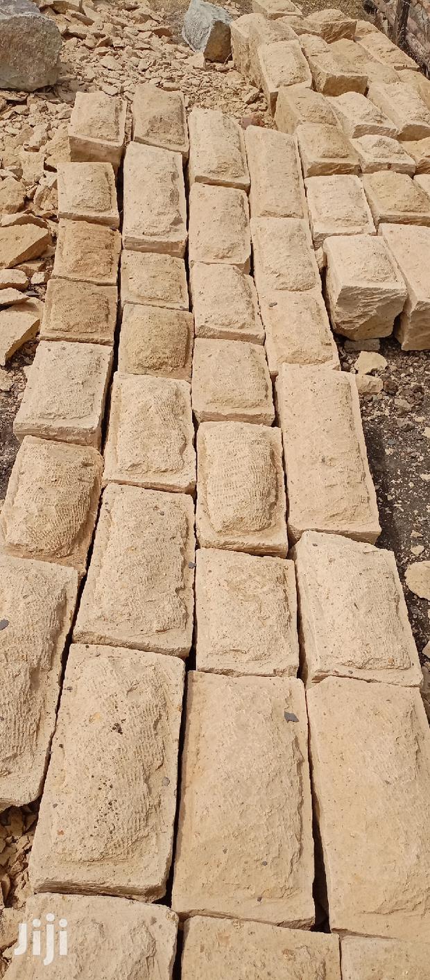 Decorating Stones (To Be Dressed at Your Site) - thumbnail 3