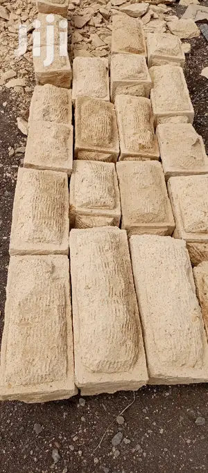 Decorating Stones (To Be Dressed at Your Site)