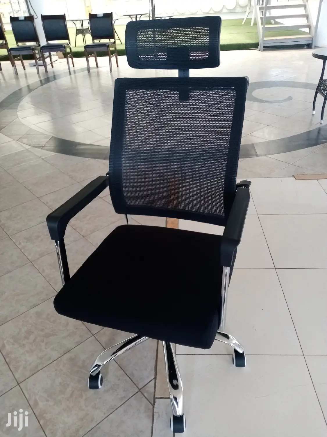 Smart Headrest Chair