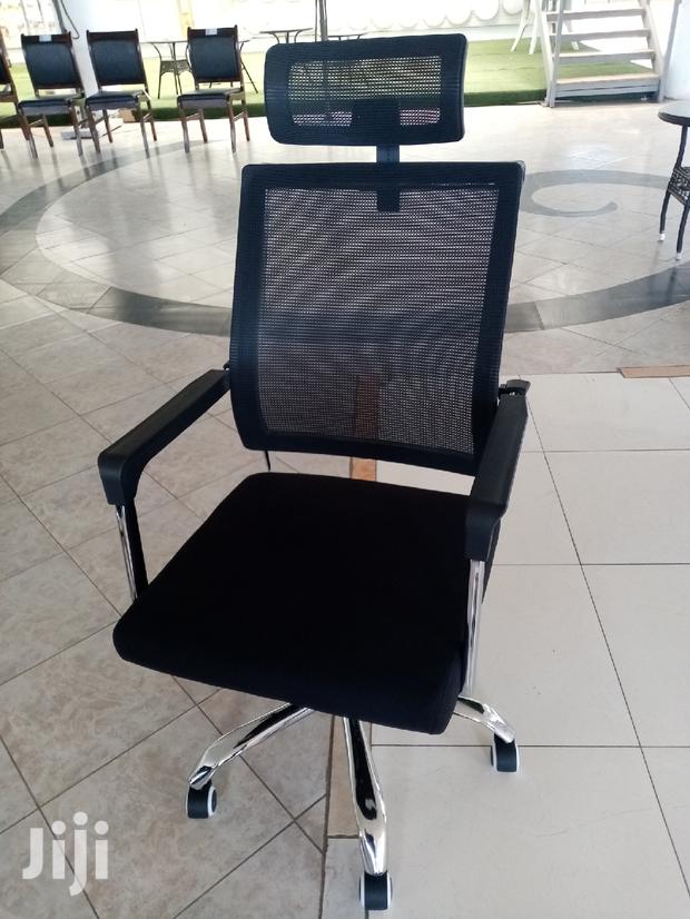 Smart Headrest Chair - thumbnail 2