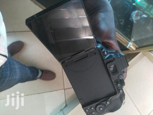 Nikon D5500 With Touch Flip Screen - thumbnail 4