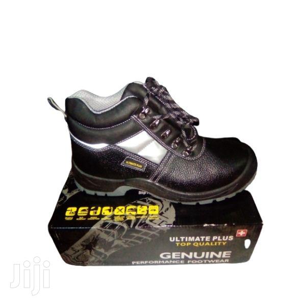Ultimate Plus Work Footwear