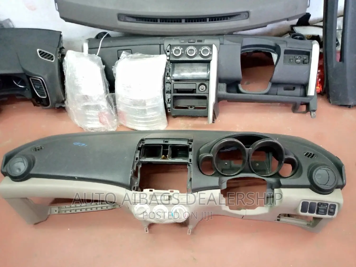 Honda Airwave Dashboards Complete With Its Airbag