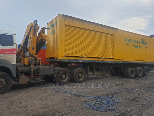 40ft Container Converted Into 5shops - thumbnail 3