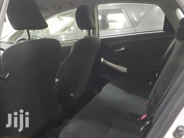 Toyota Prius 2015 White - thumbnail 4
