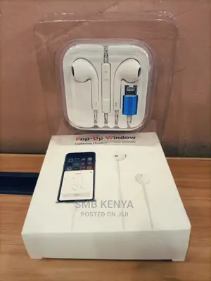 iPhone Earphone Lightning Connector