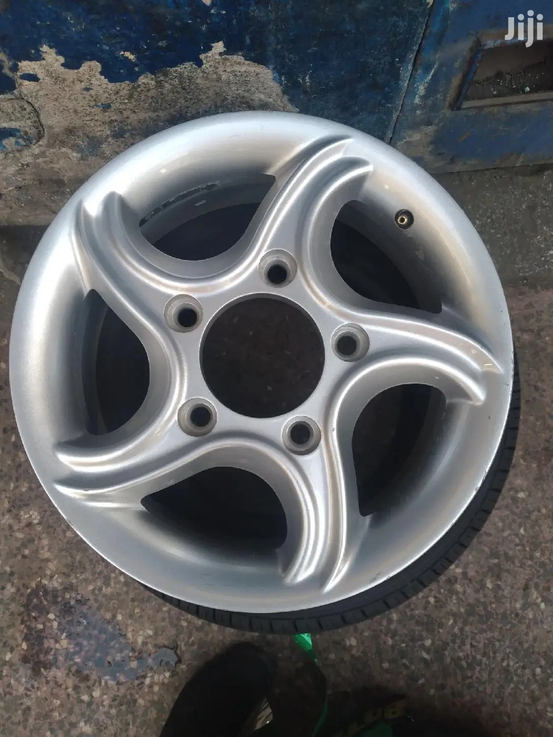 Original Rim Size 16 Inch for Mahindra Pick Up