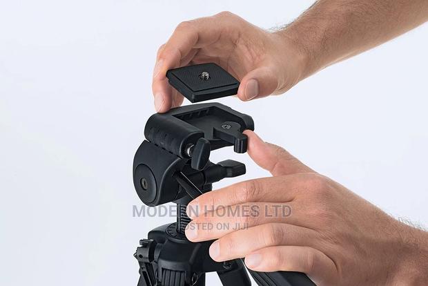 Bosch BT150 Compact Extendable Tripod With Adjustable Legs - thumbnail 4