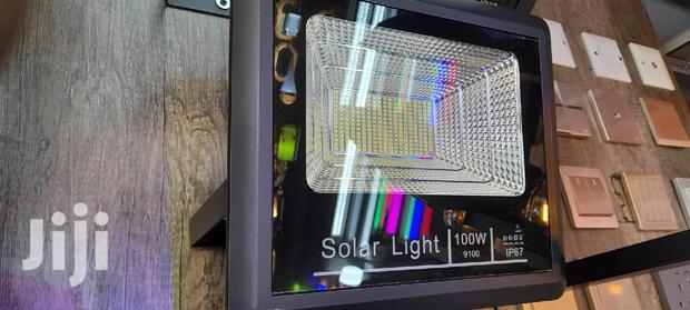 Dc Solar Panel Flood Light 100watts - thumbnail 2