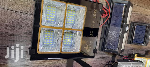 Dc Solar Panel Flood Light 30watts - main view