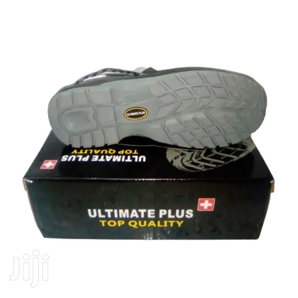 Ultimate Plus EN2011 Safety Boots