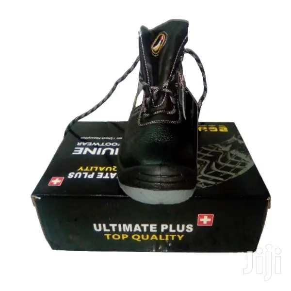 Ultimate Plus EN2011 Safety Boots
