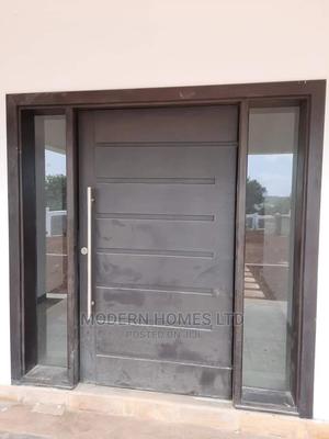 Quality Doors - thumbnail 2