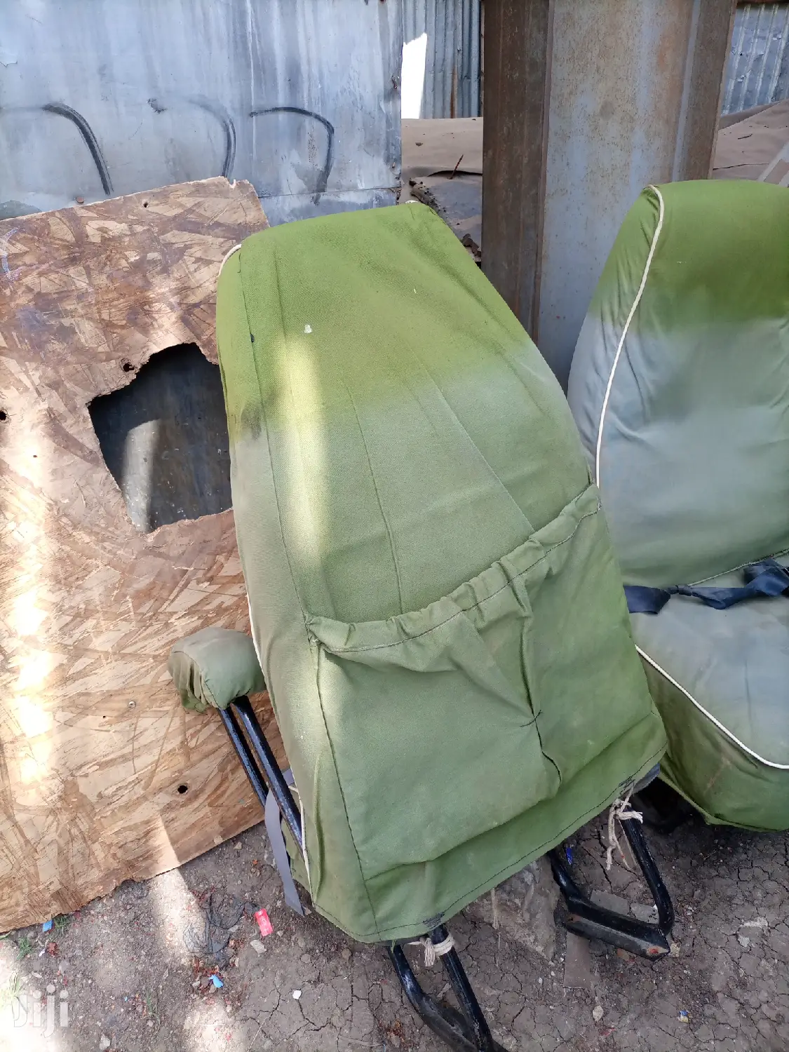 Tour Van Seats Used but Still Clean Plus Seatbelts Free