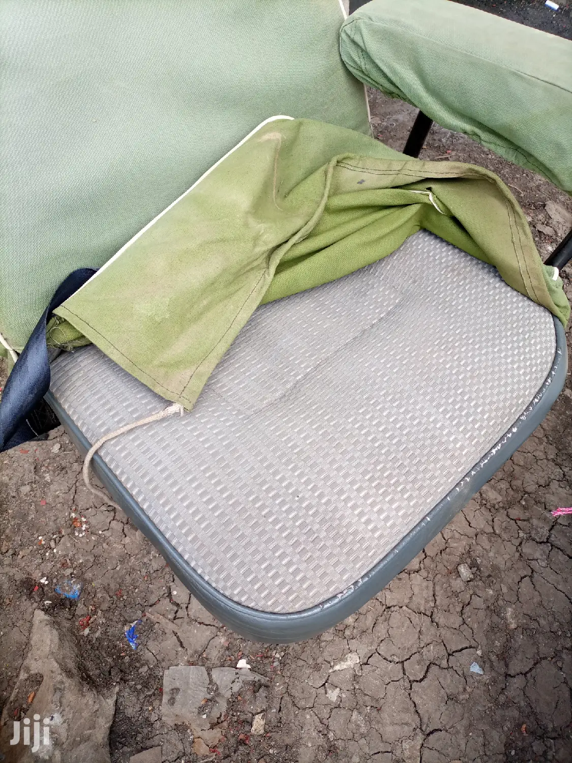 Tour Van Seats Used but Still Clean Plus Seatbelts Free
