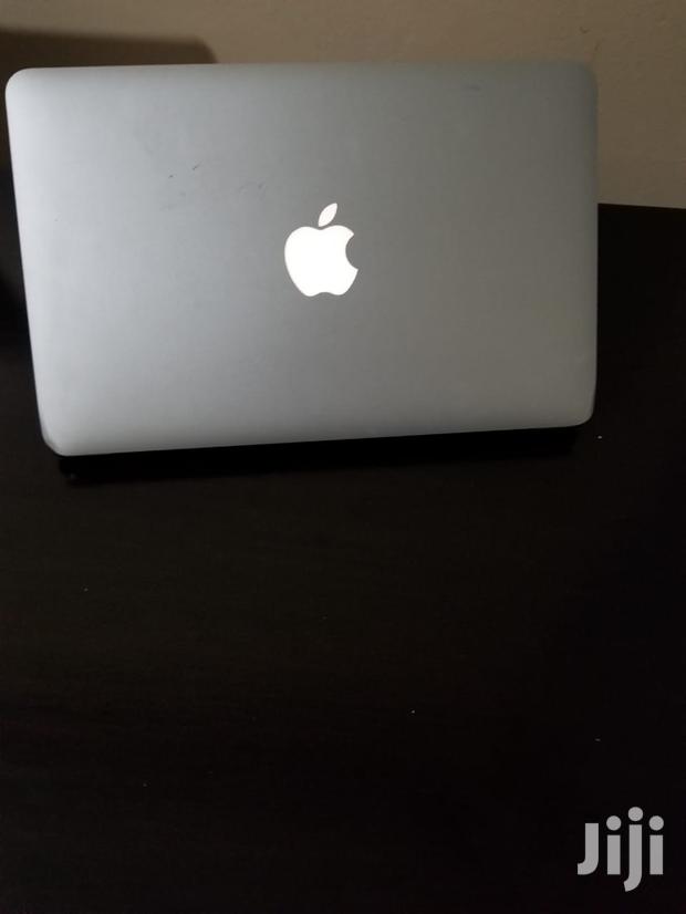 Laptop Apple MacBook Air 4GB Intel Core I5 SSD 160GB