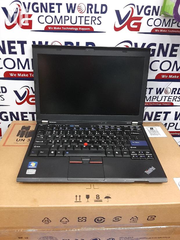 Laptop Lenovo ThinkPad X220 4GB Intel Core I5 HDD 320GB - main view