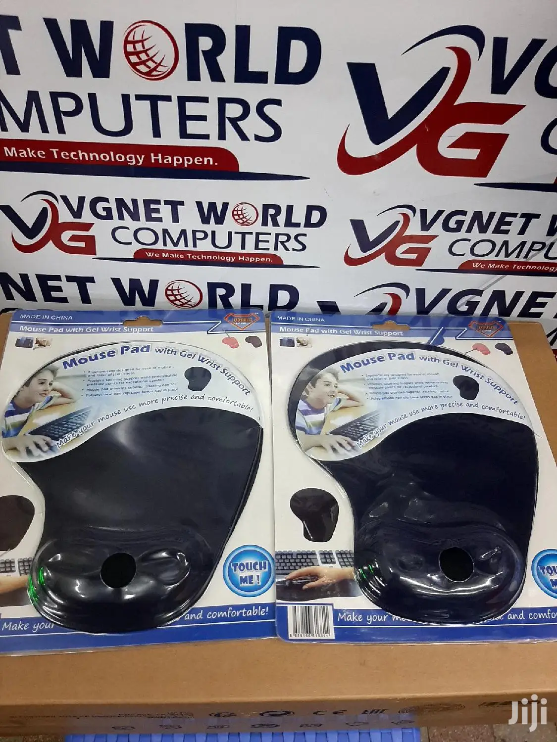 Mouse Pads With Gel Wrist Support