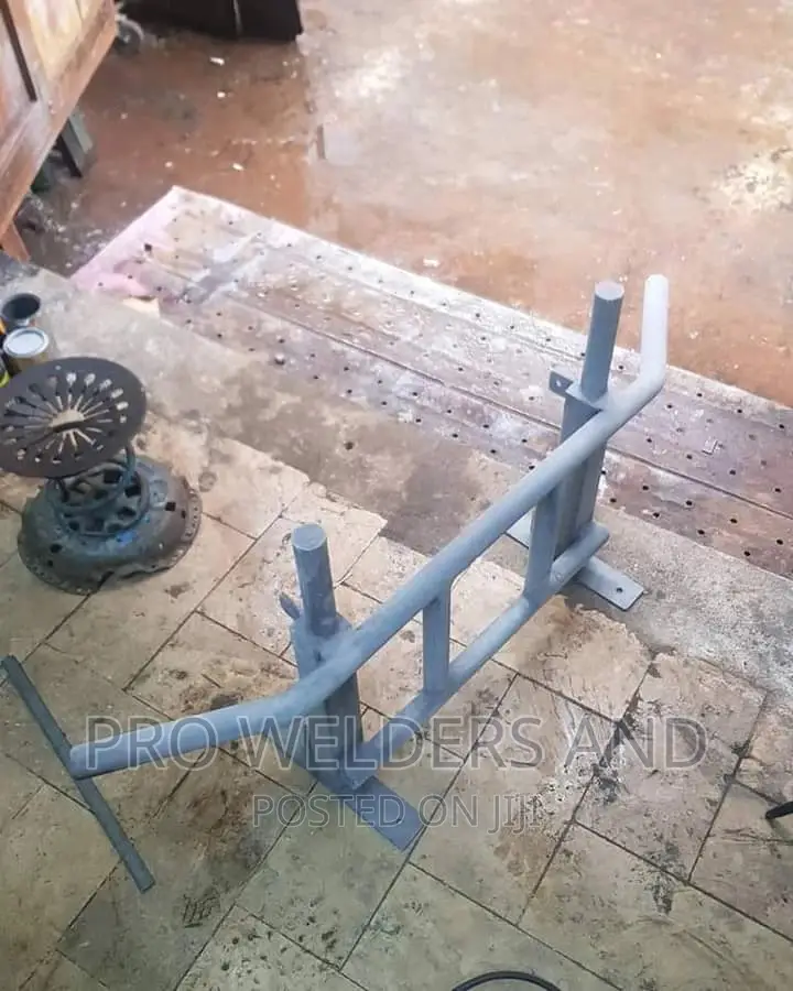 Pull Up Bar