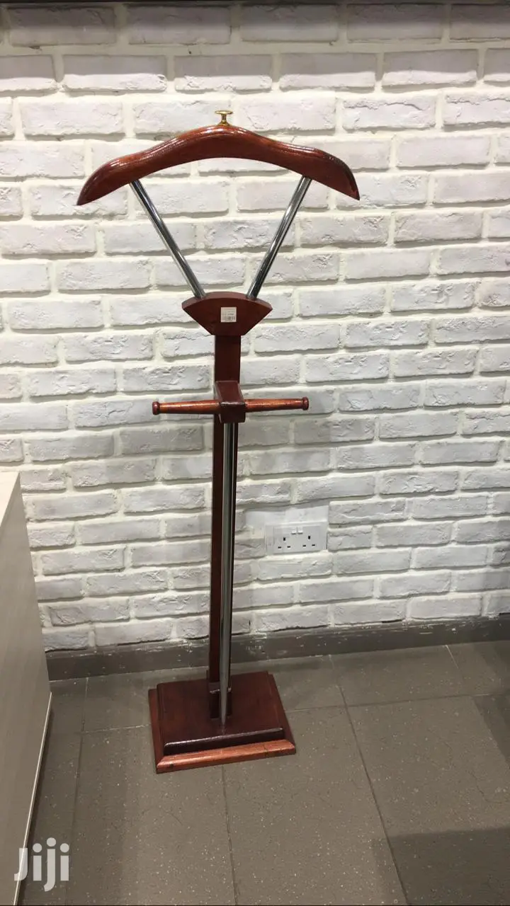 Executive Coat Hanger