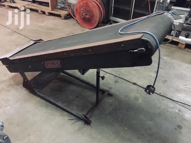 EX-UK Conveyor Belt System - main view