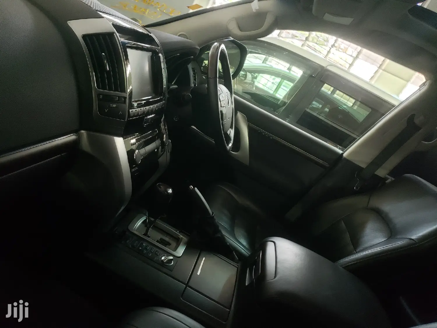 Toyota Land Cruiser Prado 2014 White