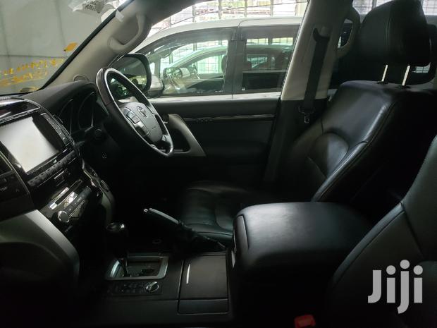 Toyota Land Cruiser Prado 2014 White - thumbnail 8