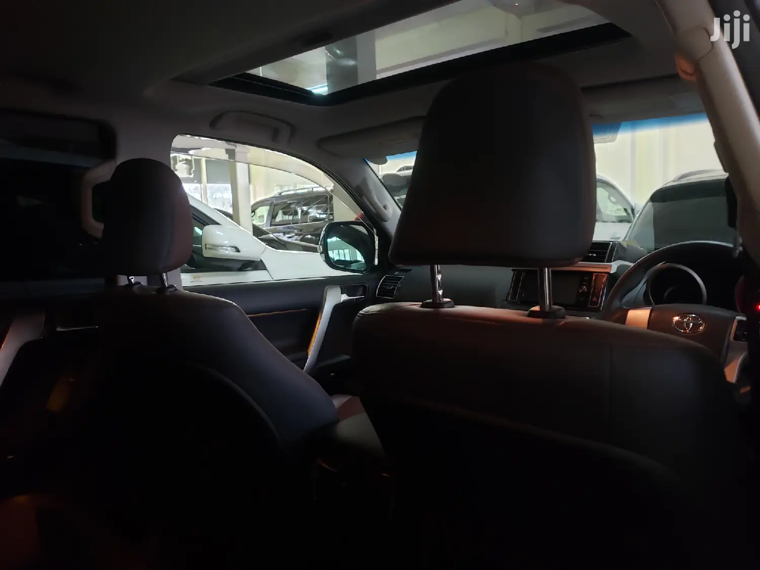 Toyota Land Cruiser Prado 2016 White