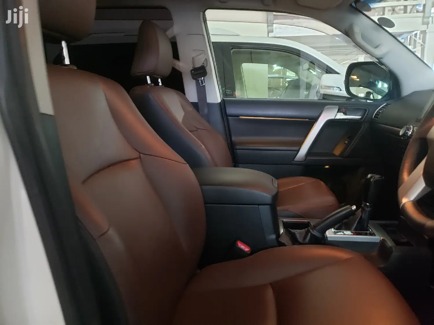 Toyota Land Cruiser Prado 2016 White
