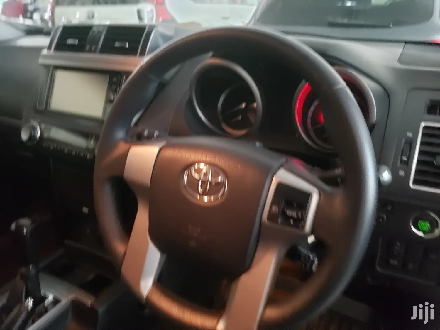 Toyota Land Cruiser Prado 2016 White