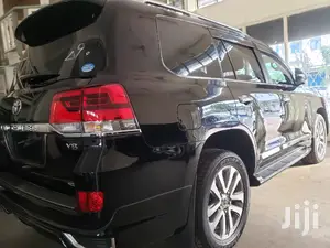 Toyota Land Cruiser Prado 2017 Black