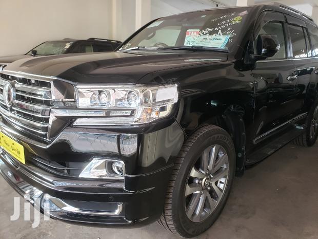 Toyota Land Cruiser Prado 2017 Black