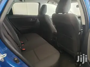 Toyota Auris 2014 Blue