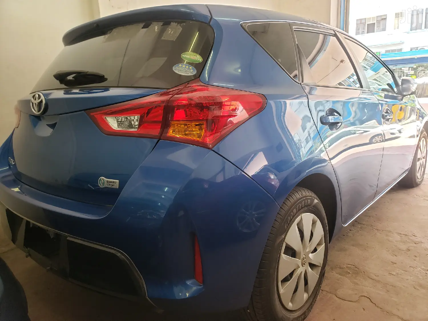 Toyota Auris 2014 Blue