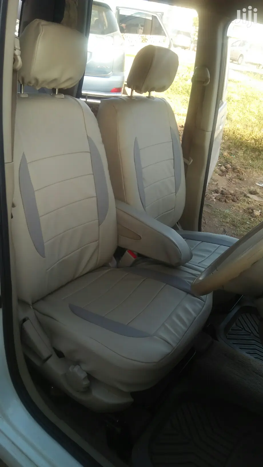 Armrest Stitched Car Seat Covers