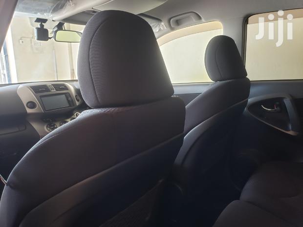 Toyota RAV4 2013 Silver - thumbnail 6