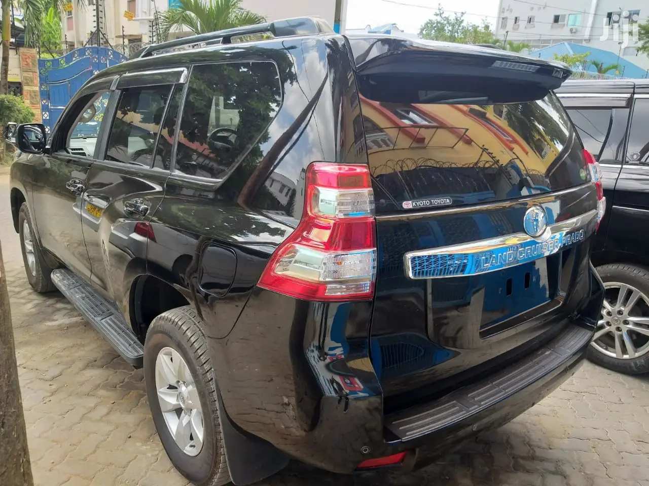 Toyota Land Cruiser Prado 2015 Black