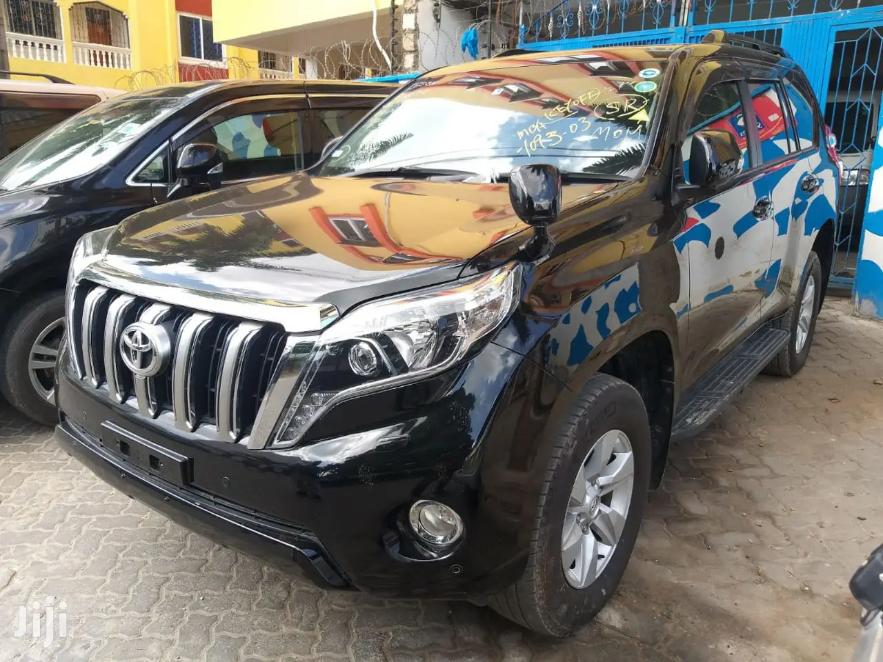 Toyota Land Cruiser Prado 2015 Black