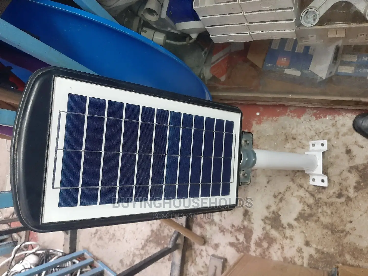 Solar Powered Security Light With Sensor