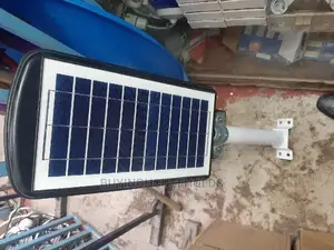 Solar Powered Security Light With Sensor