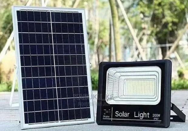 Vellmax 70 Watts Solar Floodlight
